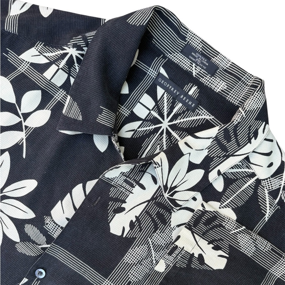 Geoffrey Beene 100% Silk Black and Cream Aloha Hawaiian Shirt